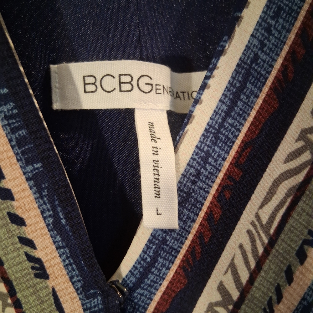 Bcbgeneration Navy And Cream Patterned Dress - image 3